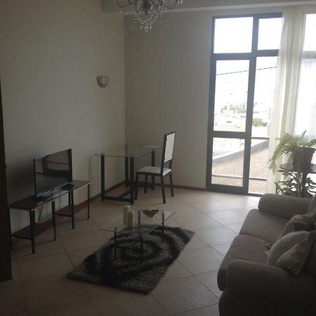 Bed and Breakfast Residencial Monte Cara Mindelo Exterior foto