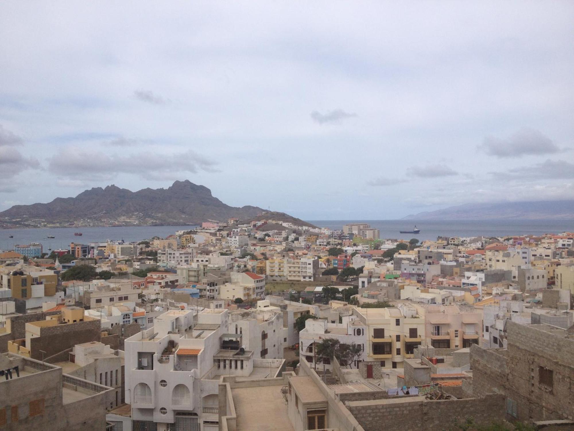 Bed and Breakfast Residencial Monte Cara Mindelo Exterior foto